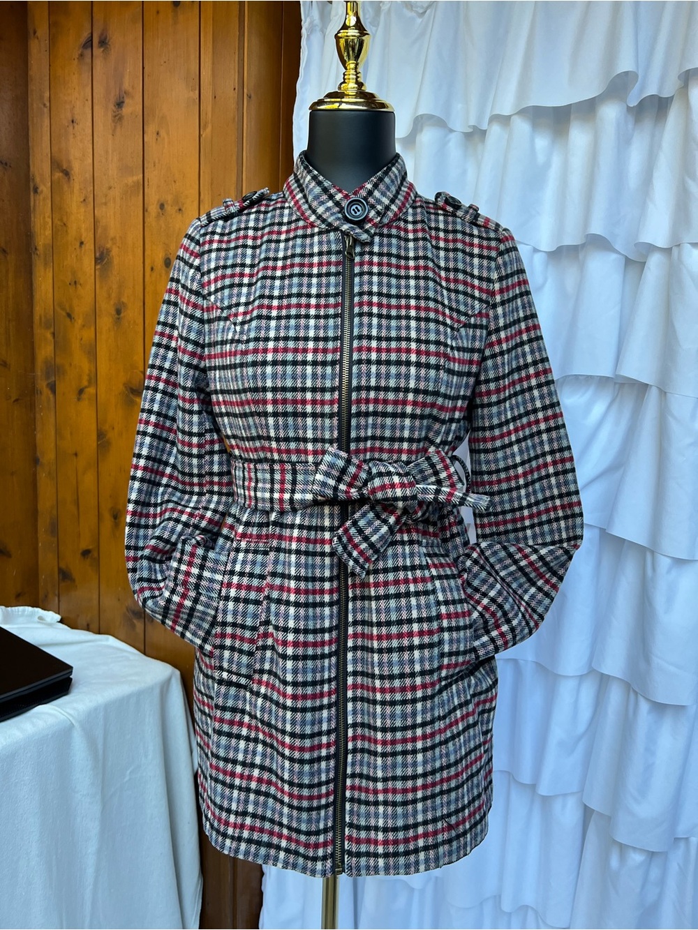 Tulle Plaid Belted Jacket in Black, Red, Cream B3#1